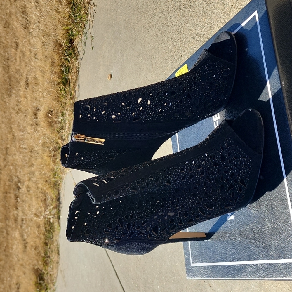 Karl Lagerfeld sparkly Open Toe Heels